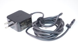 0A001-00693200 Asus 15V 45W 3.0A Ac Adapter Q325UA-BI7T21 Q325UA-BI7T18