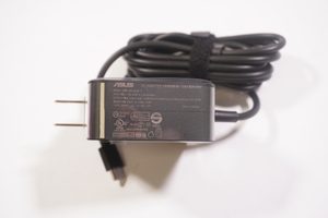 0A001-01058200 Asus ADAPTER 65W PD 2P (TYPE C) RC72LA-ALLYX.Z1X