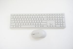 0C4J3P Dell US Keyboard With Mouse DEC24250-5352WHT-PUS