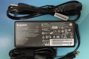 36200609 Lenovo 135W AC Adapter IDEAPAD Y50 (I7
