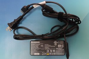 45N0300 Lenovo 45W Ac Adapter THINKPAD E550