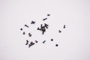 5S10S35397 Lenovo SCREW PACK W 82R9 82R700L4US 82R700L5US