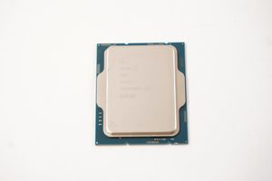 5SA1M81307 Lenovo Intel 300 3.9GHz 2C 4T 6M 46W Cpu 90XS0069US IDEACENTRE TOWER 08IRR9