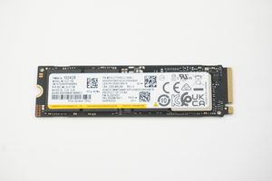 5SS0W79571 Lenovo 1TB NVMe PCIe Gen4x4 M.2 2280 SSD Drive AWX15R1-7958WHT-PUS
