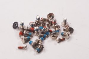 688934546162 Samsung Screw Kit XE521QAB-K01US 688934546162