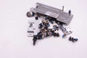 688934546940 Dell Screws Kit XPS9575-7354BLK-PUS