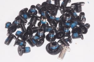 688934554327 Lenovo Screw Kit C560
