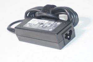865025-001 Hp 45w 19.5v 2.31a  AC Adapter