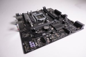 90PD02S0-P00320 Asus Intel LGA-1151 DDR4 Motherboard FX10CS