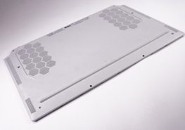 94D11 Alienware Bottom Base Cover White Lunar Light AWX17R1-7996WHT-PUS