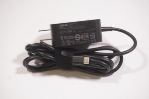AD2178320 Asus 65W 20V 3.25A Type C AC Adapter Q5507QA-S15.X1P512