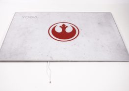 AM122000500KCS1 Lenovo LCD Cover Silver W/HG Glass PER 80VGS00300