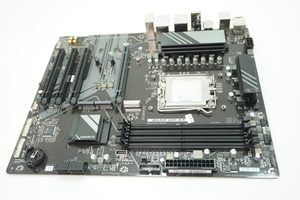 B650UDAX GigaByte B650 UD AX (REV 1.0) WIFI DDR5 AM5 AMD ATX Gaming Motherboard