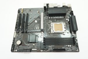 B850GAMINGWIFI6 GigaByte AMD AM5 DDR5 Gaming Motherboard No IO Shield Plate