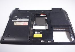 BA75-02818A Samsung Bottom Base Cover NP-RC420-S01CL