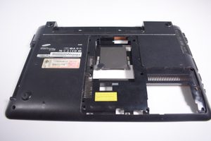 BA75-02818A Samsung Bottom Base Cover NP-RC420-S01CL