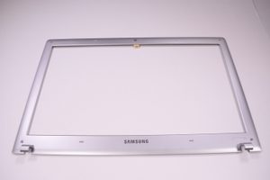 BA75-03077A Samsung Lcd Bezel NP-RV71-1A01US