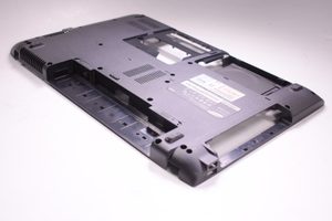BA81-08472A Samsung Bottom Base Cover NP-R580-JSB1US