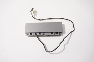 P20685-001 Hp Web camera ir with box cbl 25c1 kelng27 27-CS1014