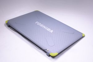 B0475301S1 Toshiba Lcd Back Cover L730D