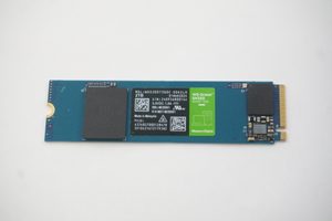 WDS200T3G0C Western Digital 2TB NVMe PCIe Gen4x4 M.2 2280 SSD Drive