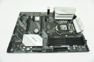 Z490-PRO4/AC AsRock ATX Intel Z490 LGA1200 DDR4 No IO shield Plate Motherboard Z490