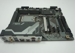 Z790UDAC GigaByte Intel Socket LGA 1700 AT  DDR5 Motherboard No IO Shield Plate