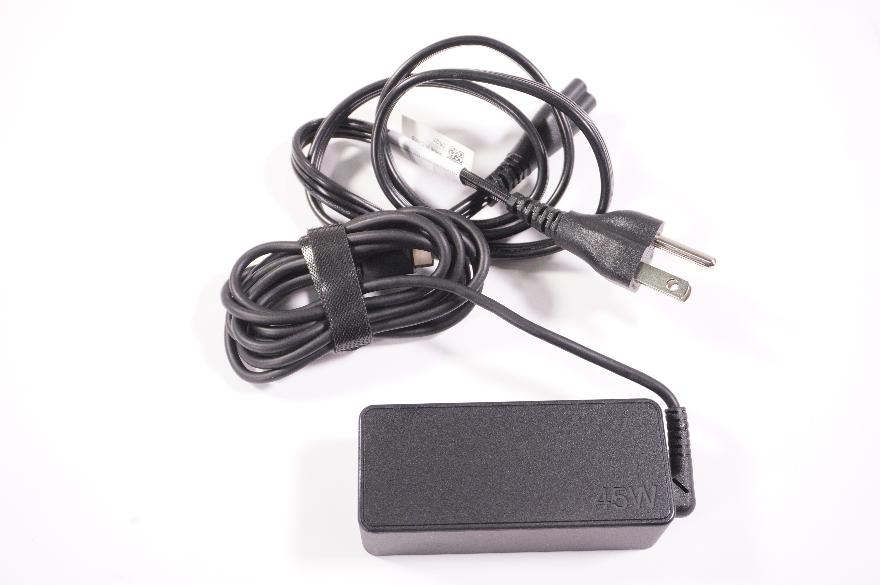 02DL104 Lenovo 45W 20V 2.25A AC Adapter