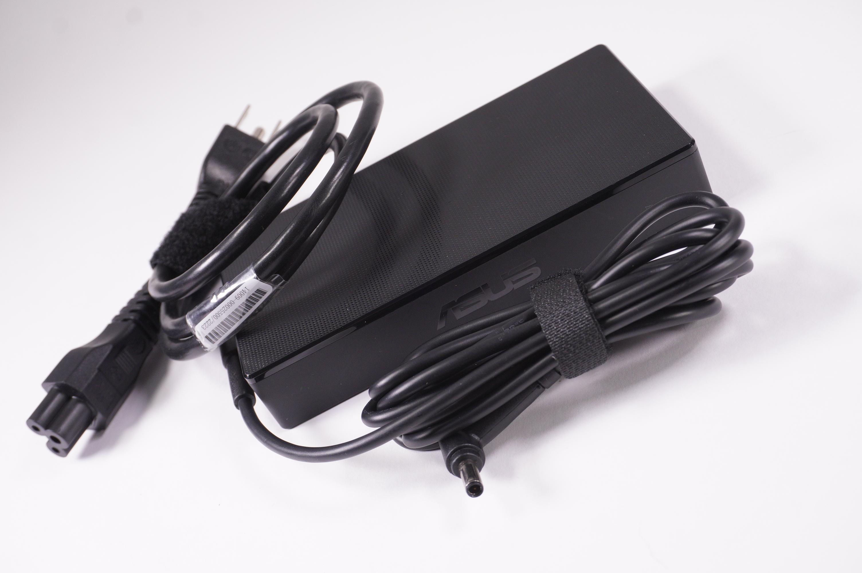 0A001-00082300 Asus 150W 20V 7.5A Ac Adapter Q539ZD-EVO.I71TBL