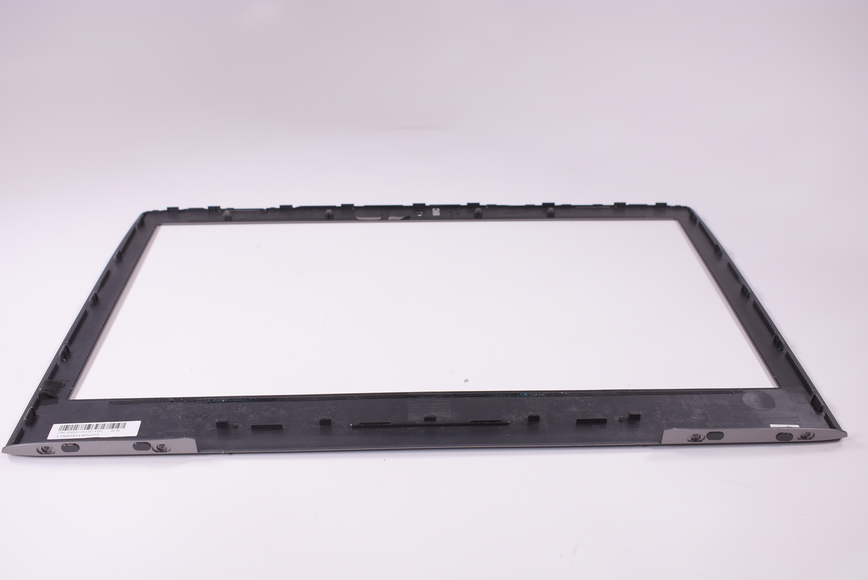 13N0-SIA0621 Asus LCD  BEZEL G752VL-BHI7N32