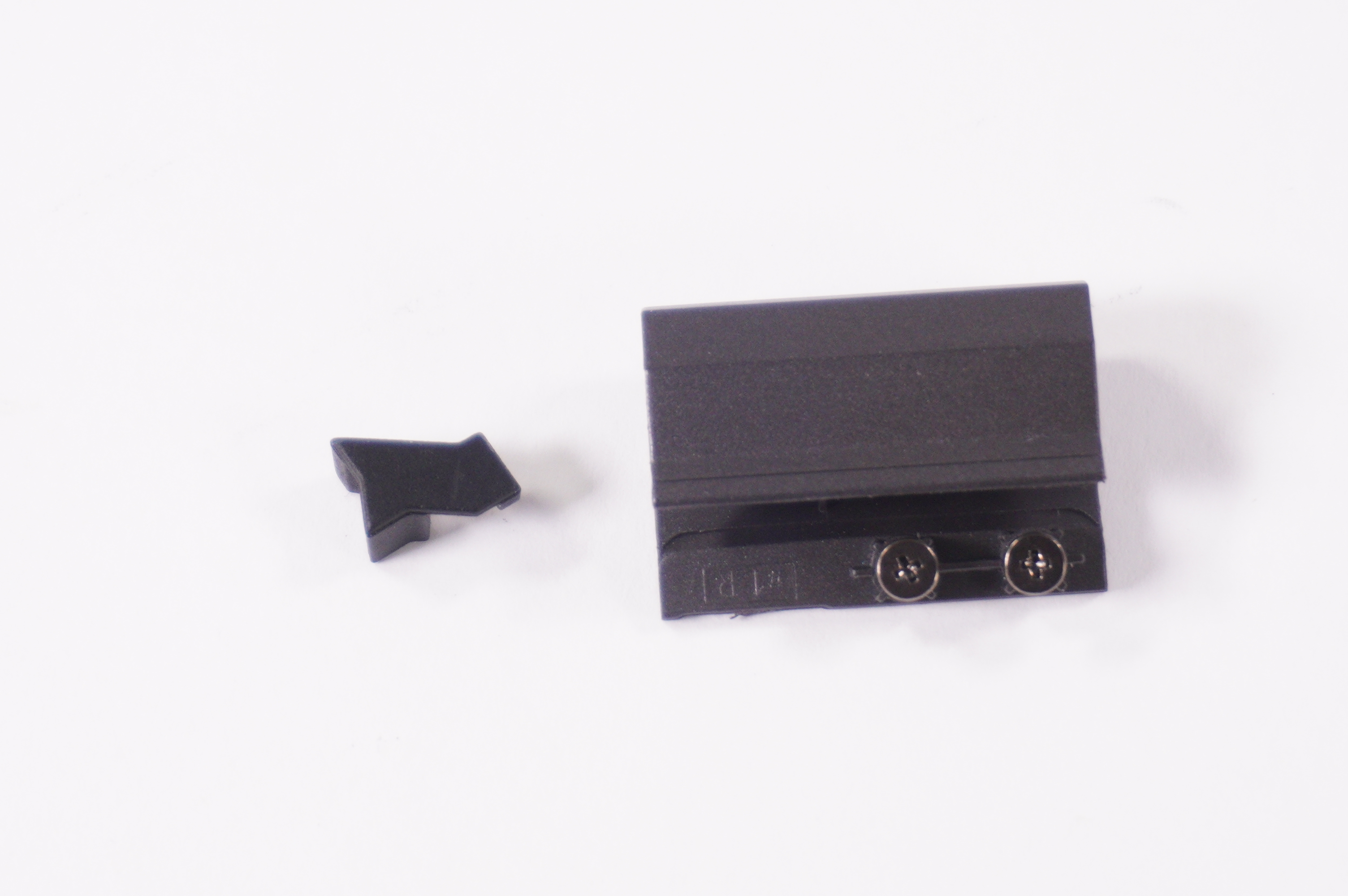 13NR04J2P06011 Asus Hinge Cover Right GA503QS-212.R93080
