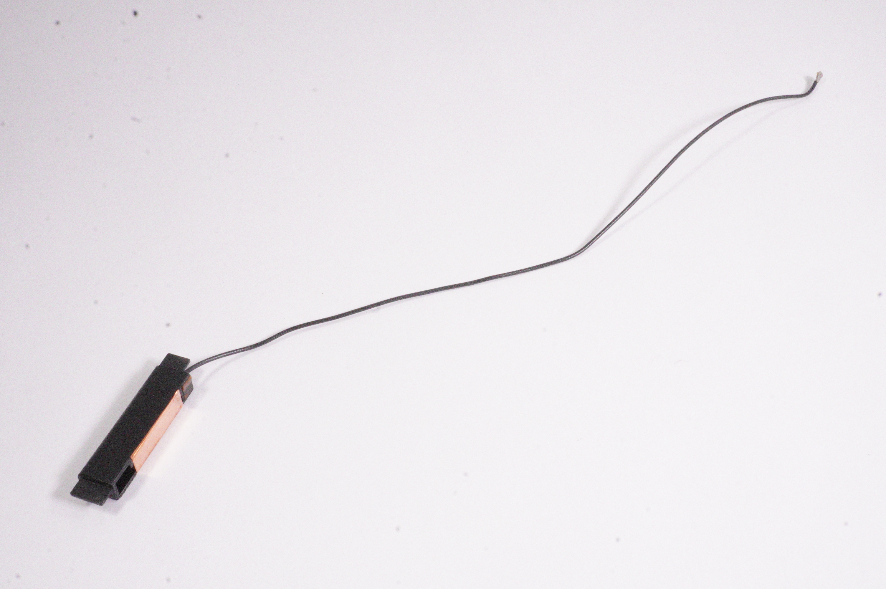 14008-03240400 Asus UX562FA HOLDER ANTENNA Q526FA-BI7T13 Q508UG-212.R7TBL