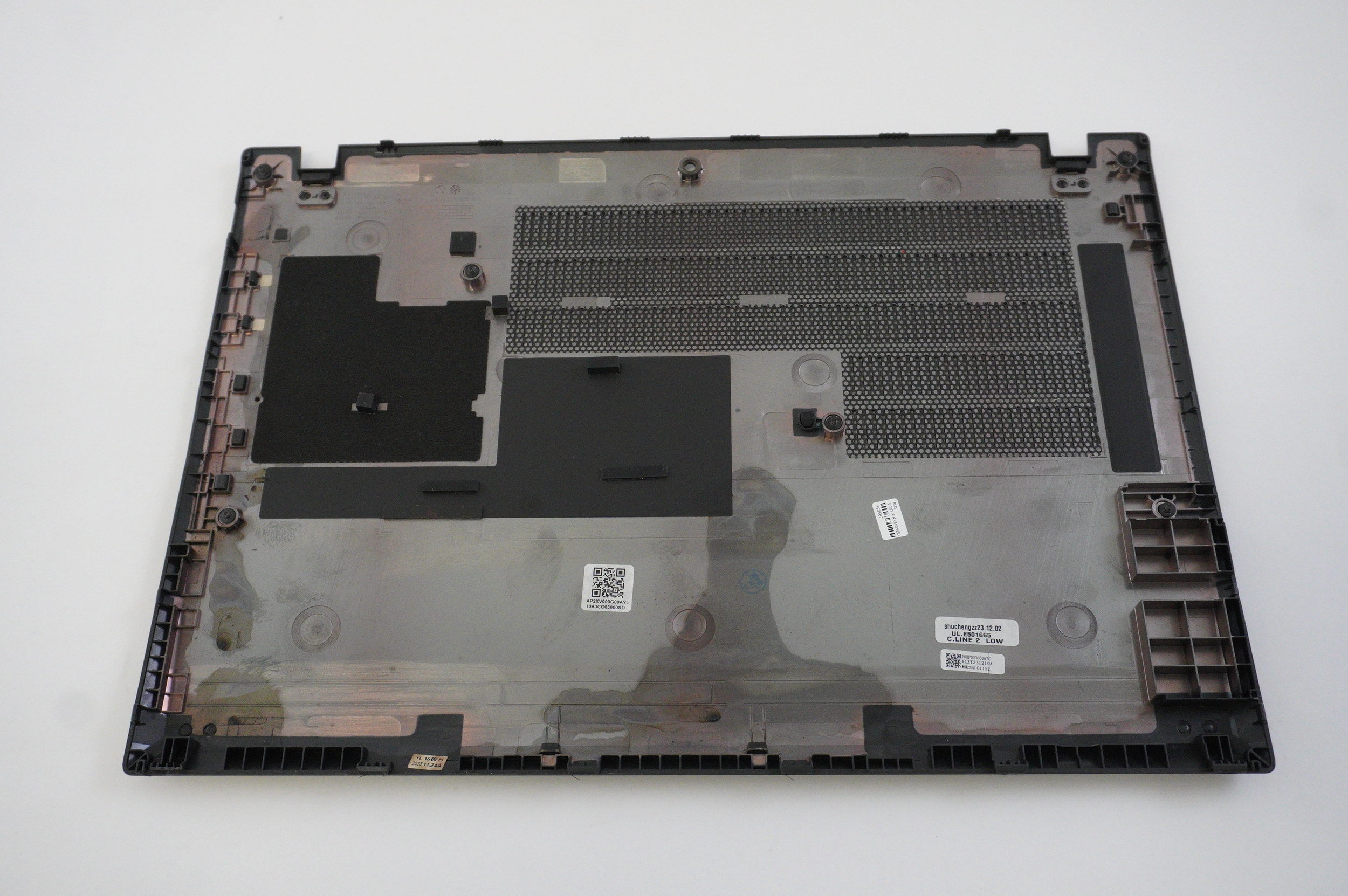 5CB1L47313 Lenovo Bottom Base Cover Black 21HESC3T00 TYPE 21HE