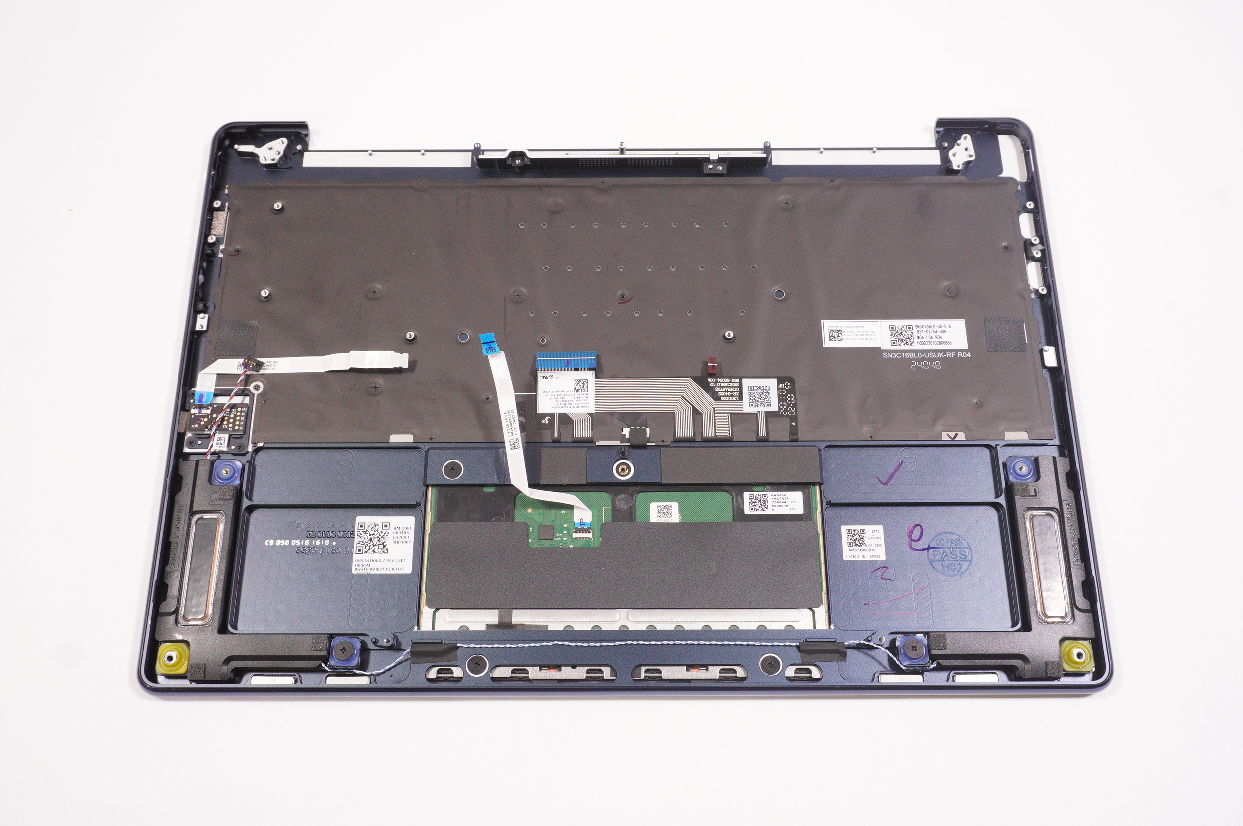 5CB1P00346 Lenovo US Palmrest Keyboard English  Blue 83AC  YOGA 9 2-IN-1 14IMH9