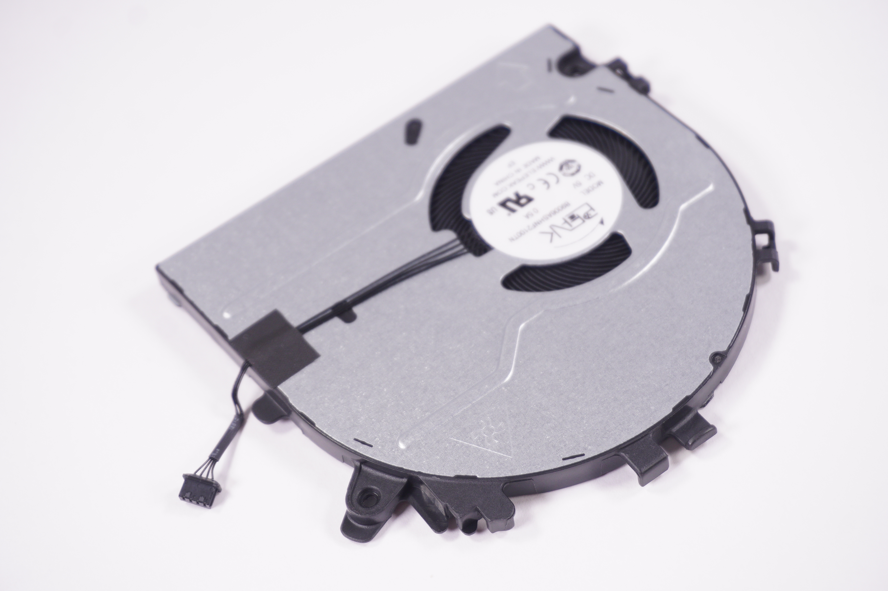 5F10S13989 Lenovo Cooling Fan 82VG00WXUS IDEAPAD 1 15AMN7