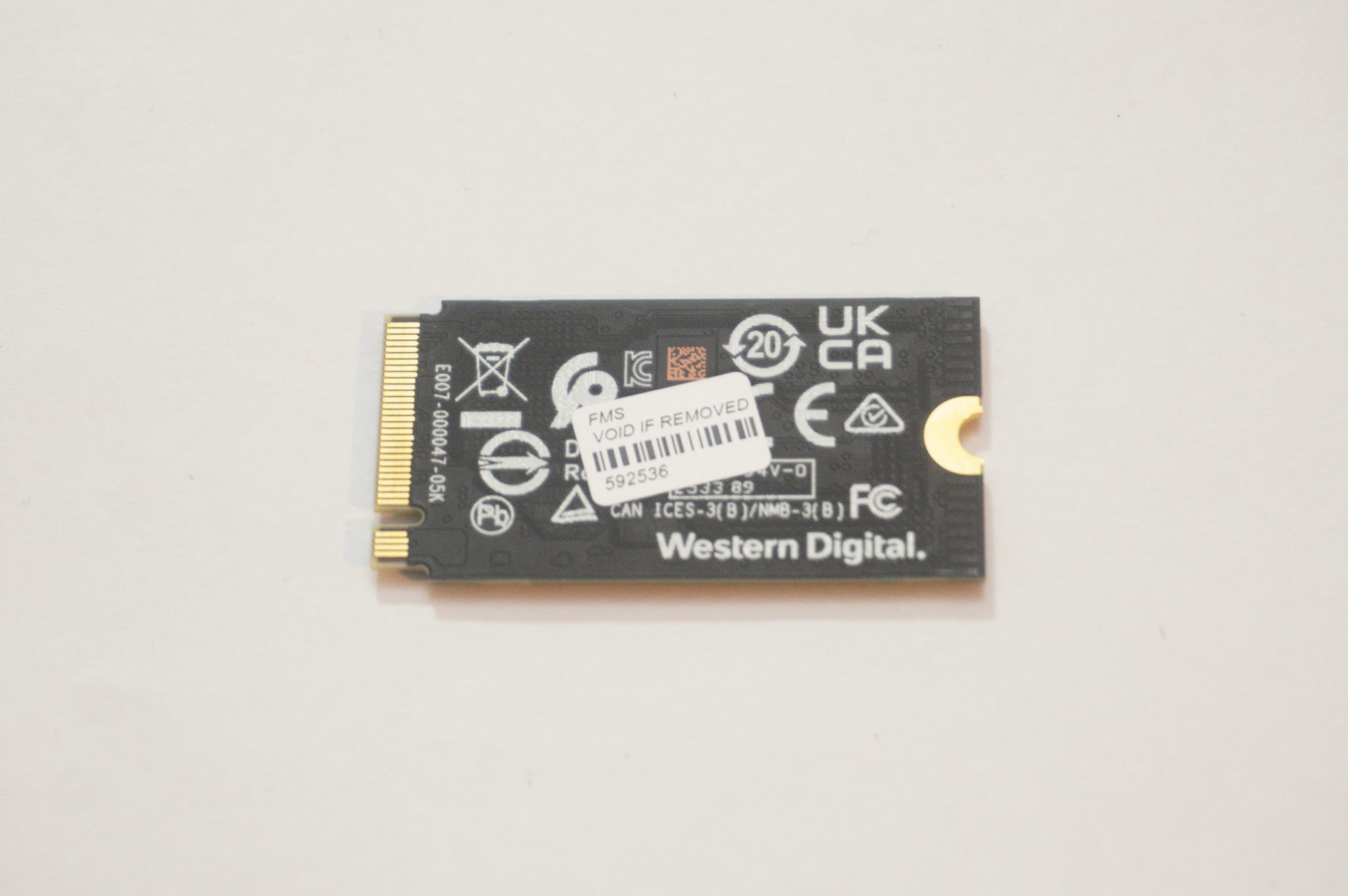 5SS1M37005 Western Digital 512GB  PCIe Gen4 x4, NVMe 2.0 M.2 2242 SSD DRIVE