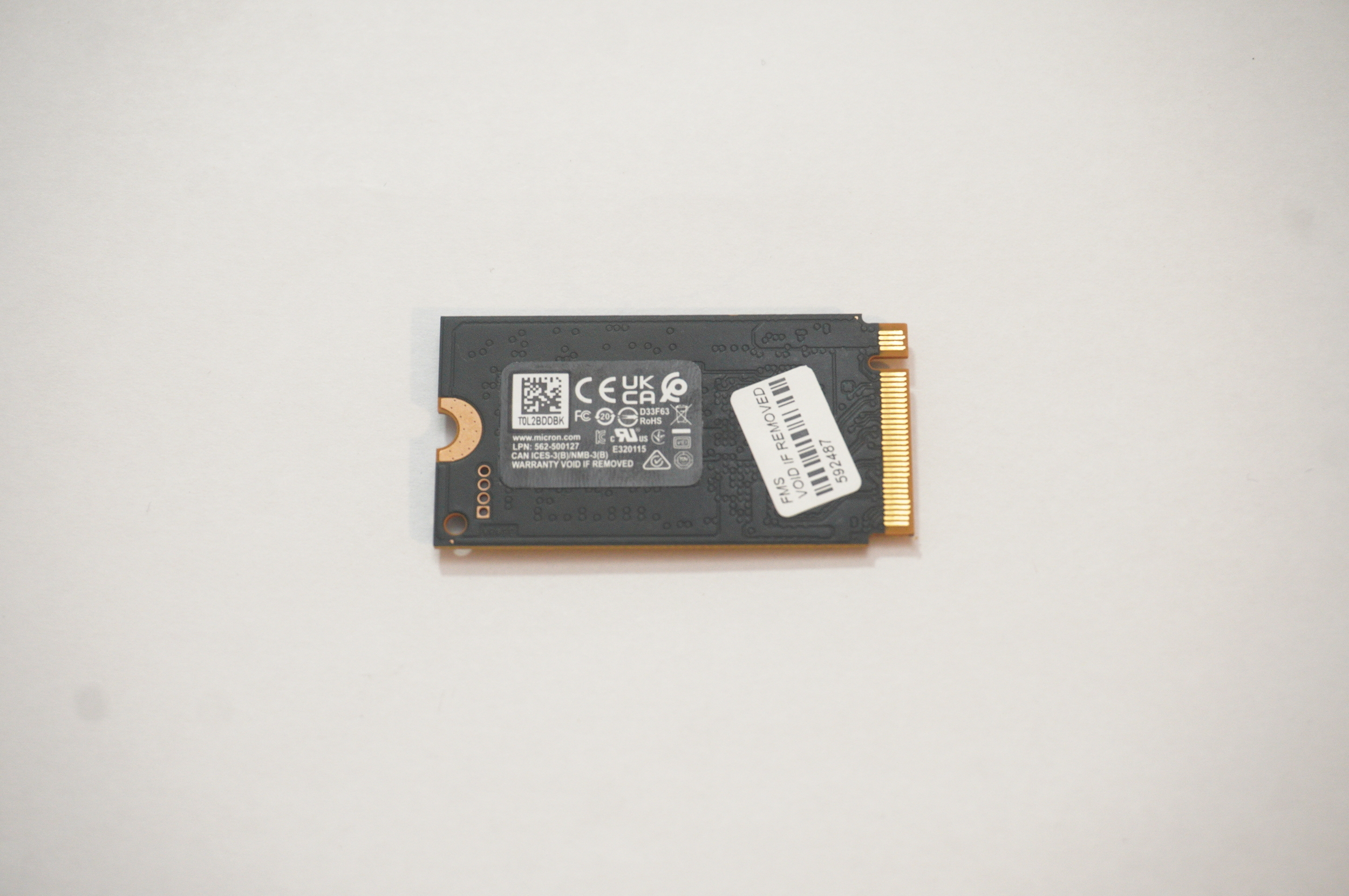 5SS1Q31259 Micron 1TB PCIe Gen4 x4 NVMe 1.4 M.2 2242 SSD