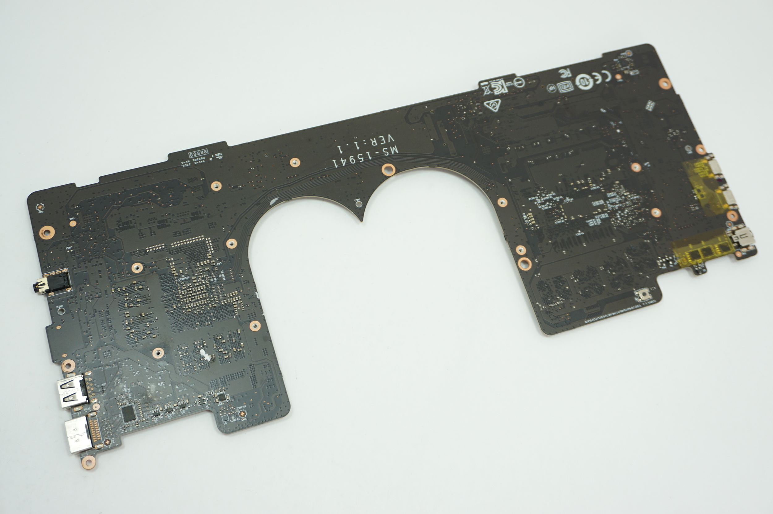 607-15941-48S MSI Intel Core i7-1360P 32GB GeForce RTX 4050 6GB Motherboard SUMMIT-E16-FLIP-A13VET