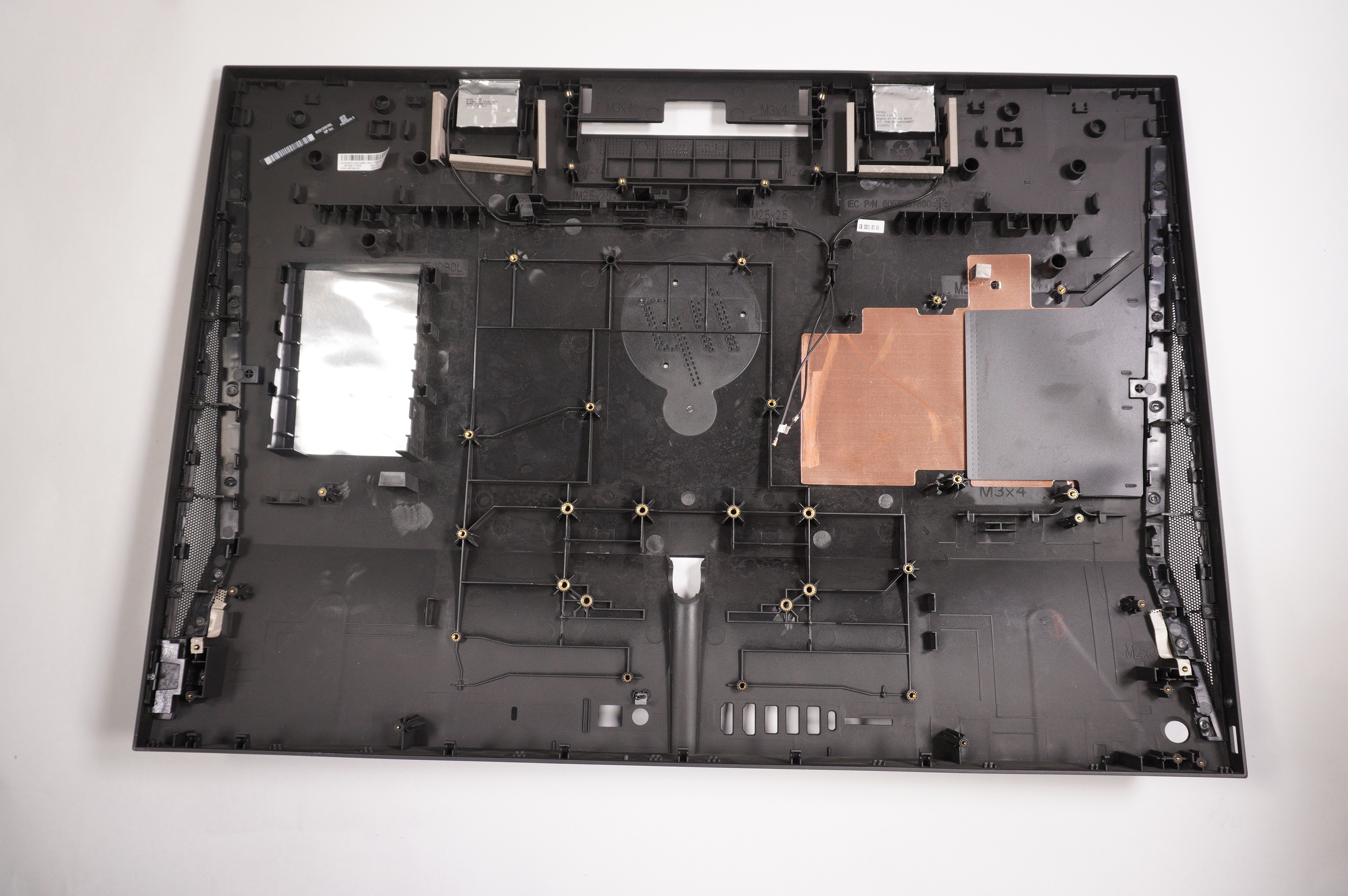 6070B1737503 Hp Rear Cover FHD With Ant 24-K0234