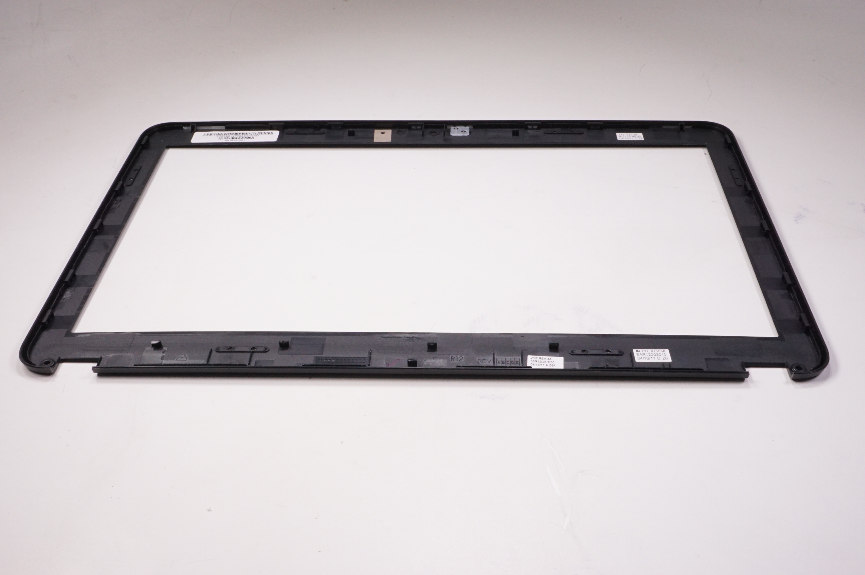 639440-001 Hp LCD Bezel G4-1140BR PAVILION