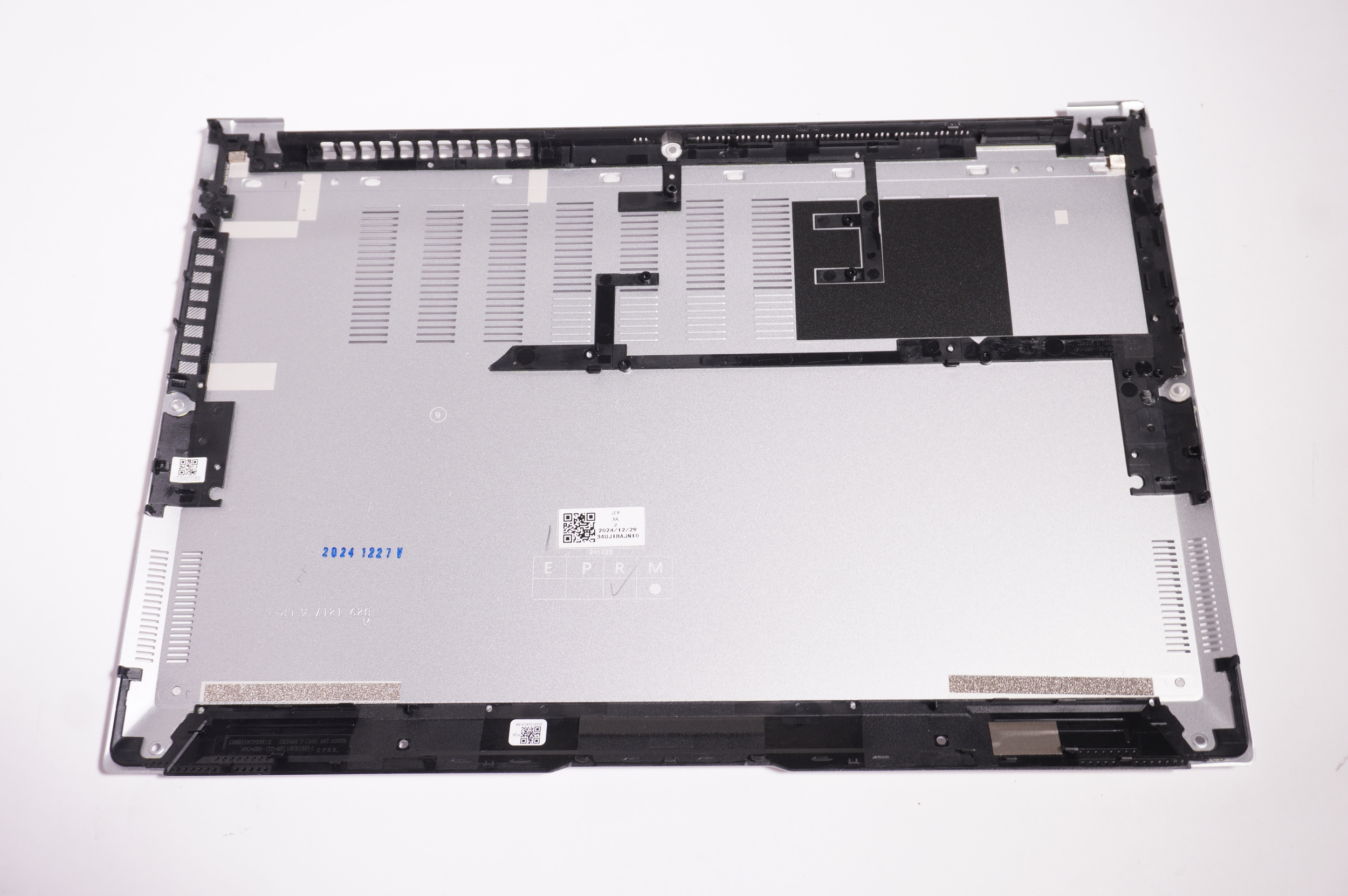 90NB11R2-R7DM11 Asus Bottom Base Cover Foggy Silver UX3405CA-PS99T