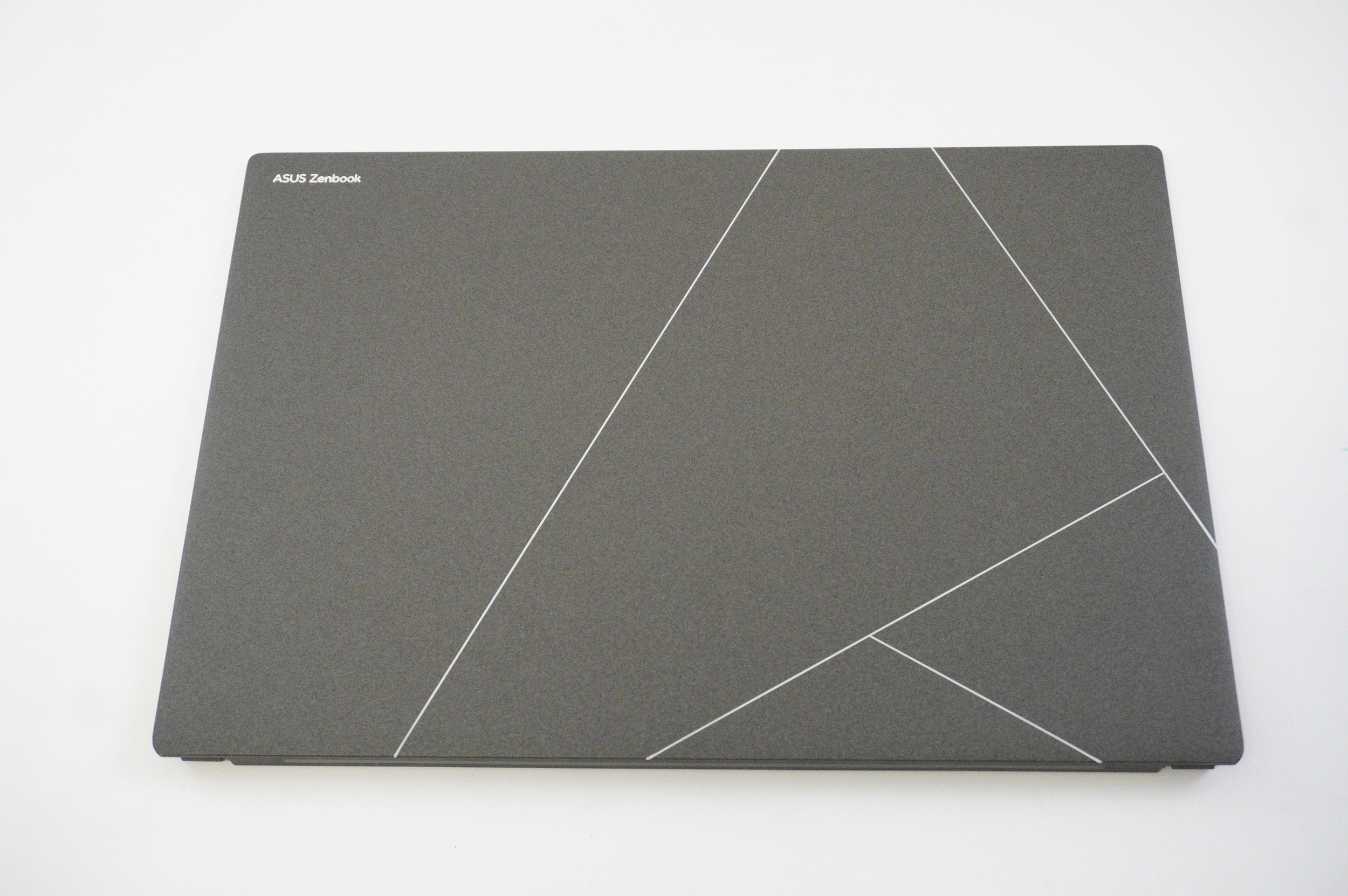 90NB14F3RA0010 Asus 14 inches 3K OLED 120Hz Touch Screen Zumaia Gray Assembly UX5406SA-S14.U732G1T