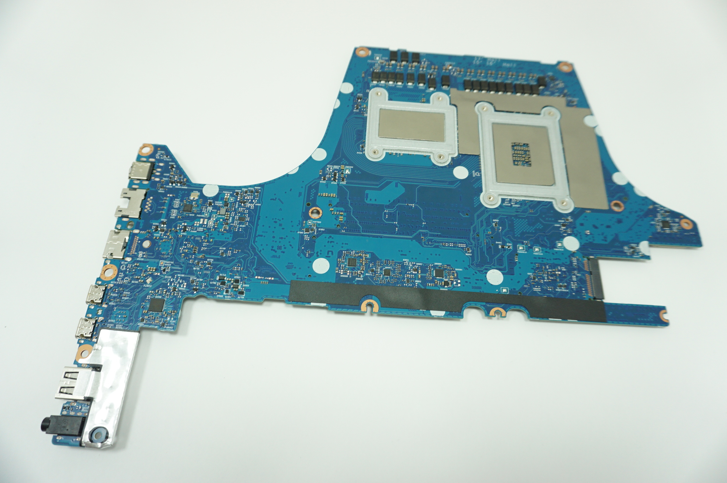 90NR0FH0-R00012 Asus Core i7-13620H  RTX 4070 8GB Motherboard FX507VI-F15.I74070