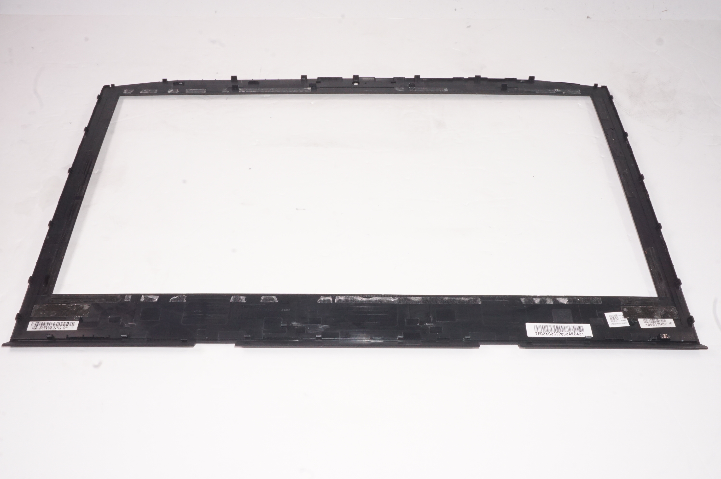 EAG3C001010-1 Hp LCD BEZEL 17-AP020NR