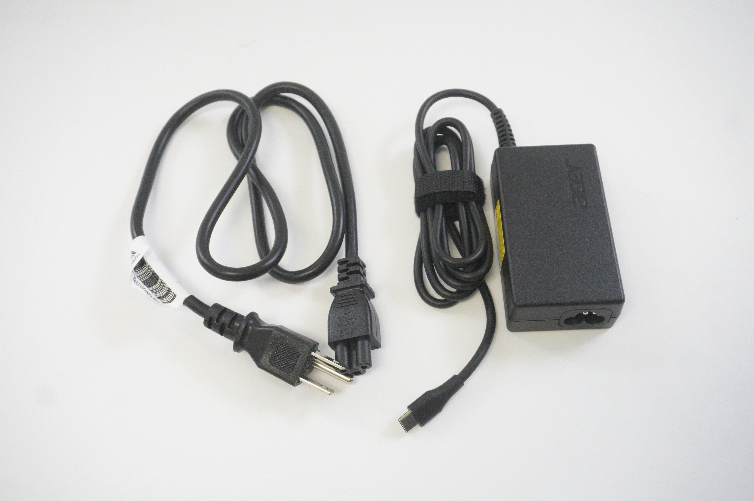 A20-065N3A Chicony 20V 3.25A 65W AC Adapter