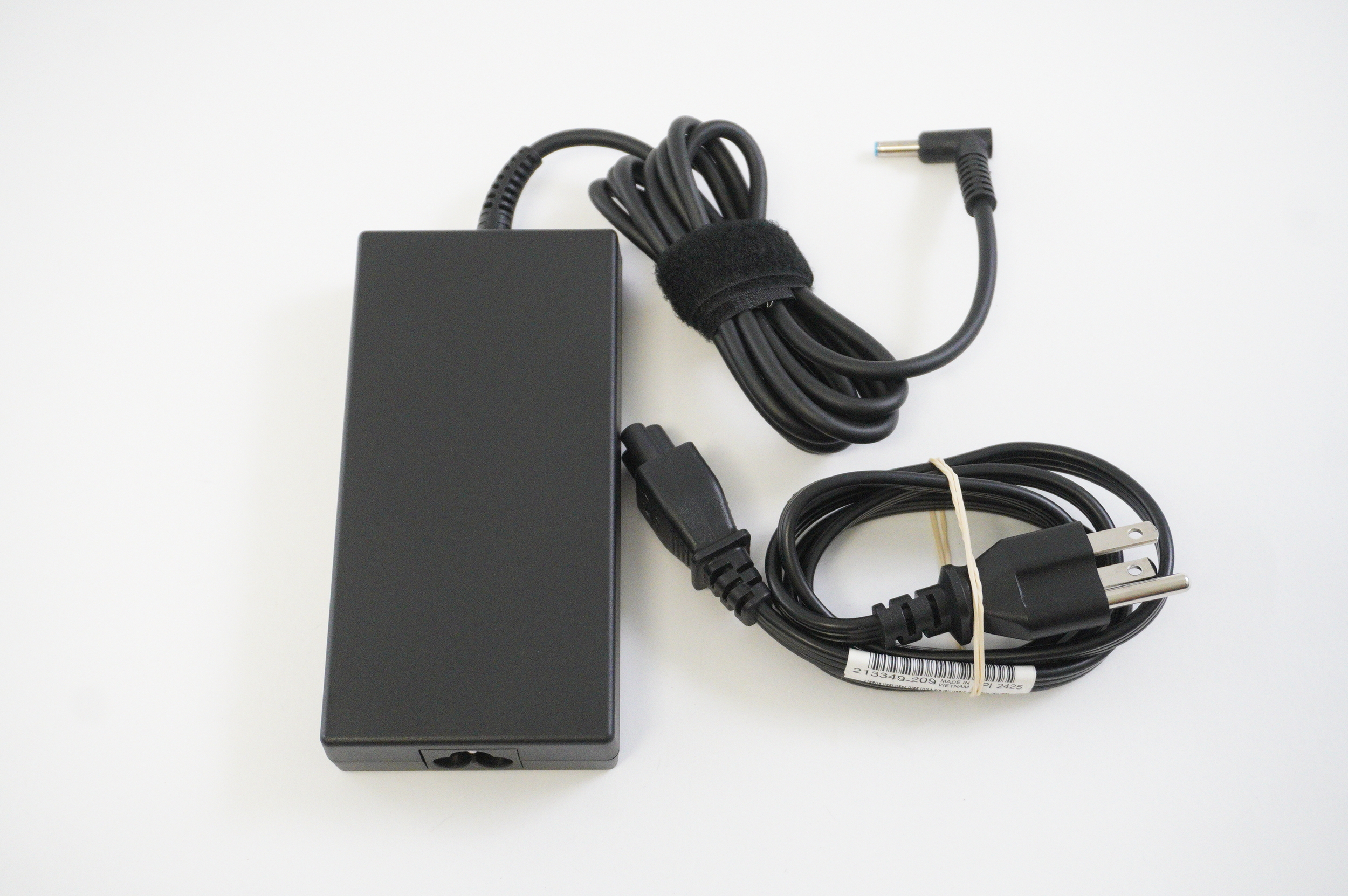 ADP-120WH Hp 120 Watts 19.5 Voltage 6.15 Amps AC Adapter
