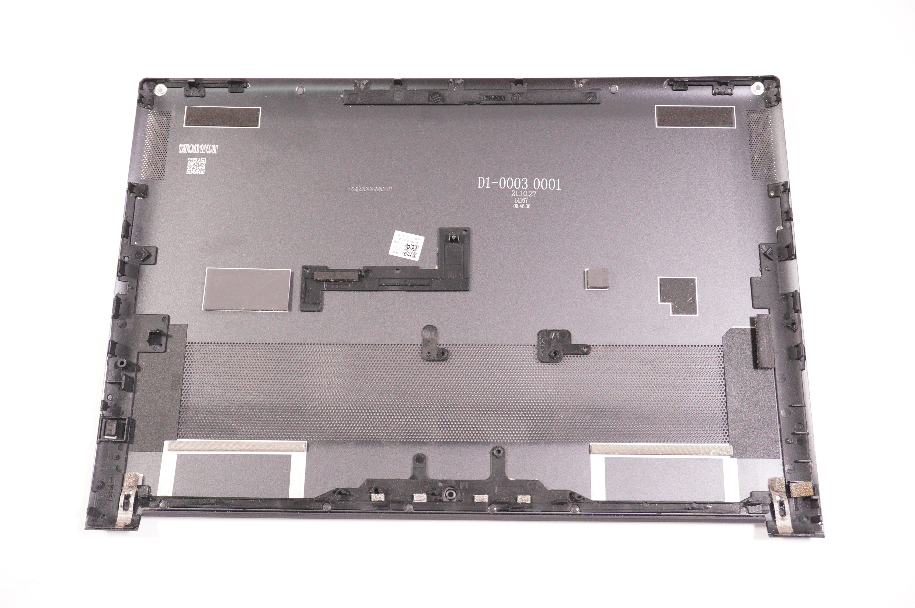 AM1W0000700 Lenovo Bottom Base Cover 82QT0008US