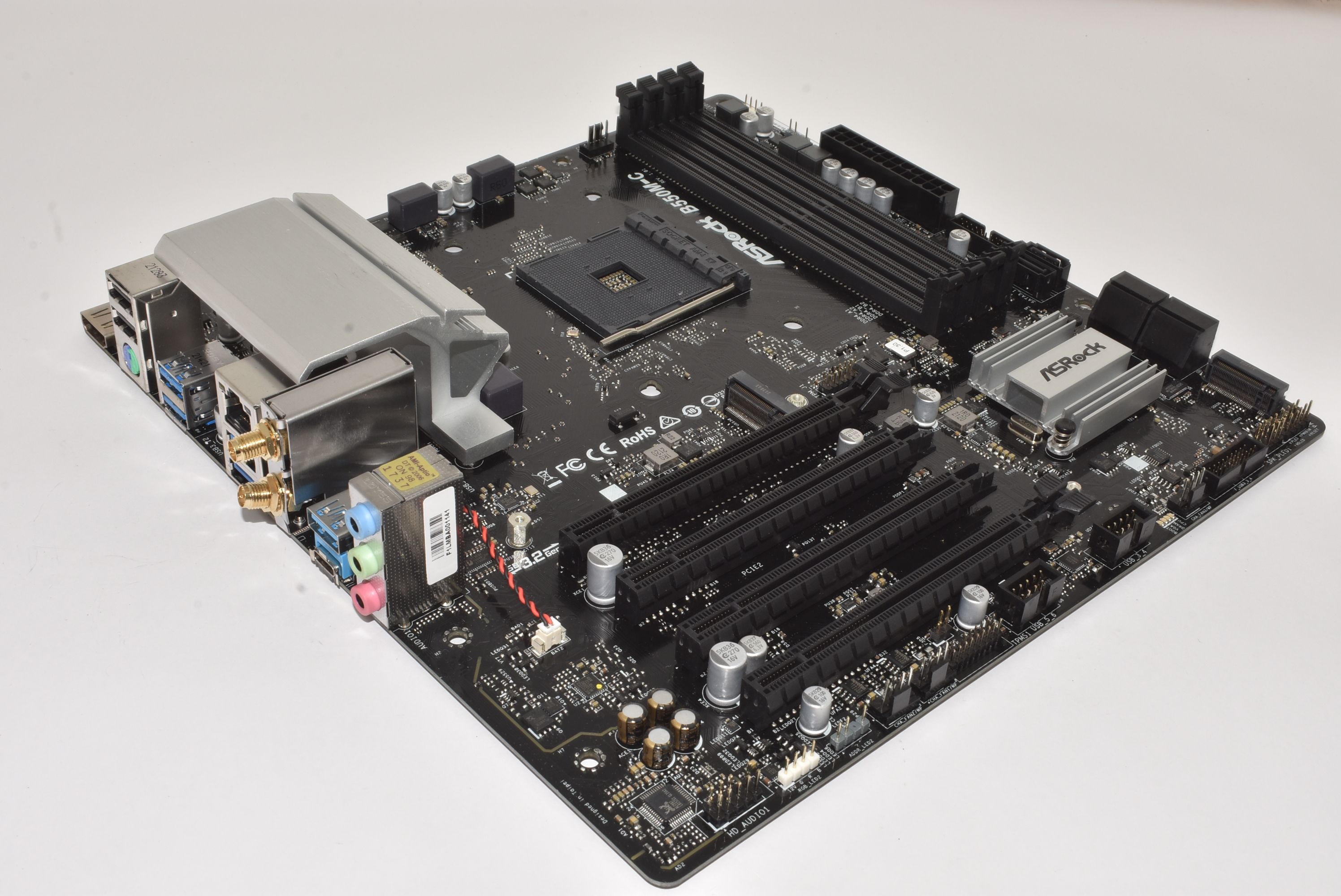 B550M-C AsRock Socket AM4 AMD B550  M.2 Desktop Motherboard NO IO Shield Plate