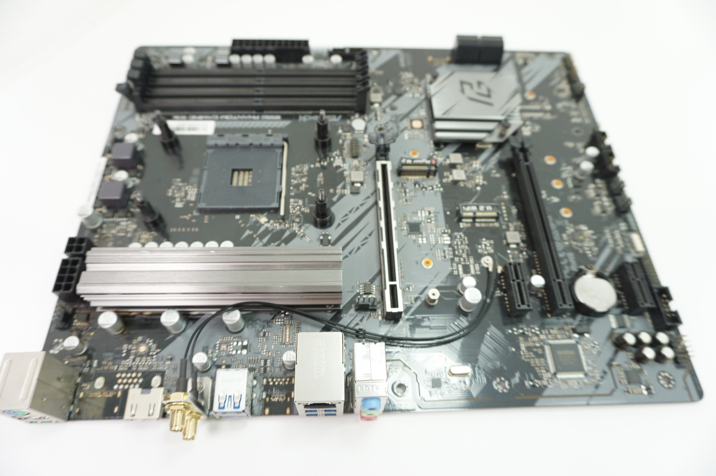 B550PHANTOMGAMING4AC AsRock AMD Socket AM4 DDR4 Motherboard No IO shield Plate