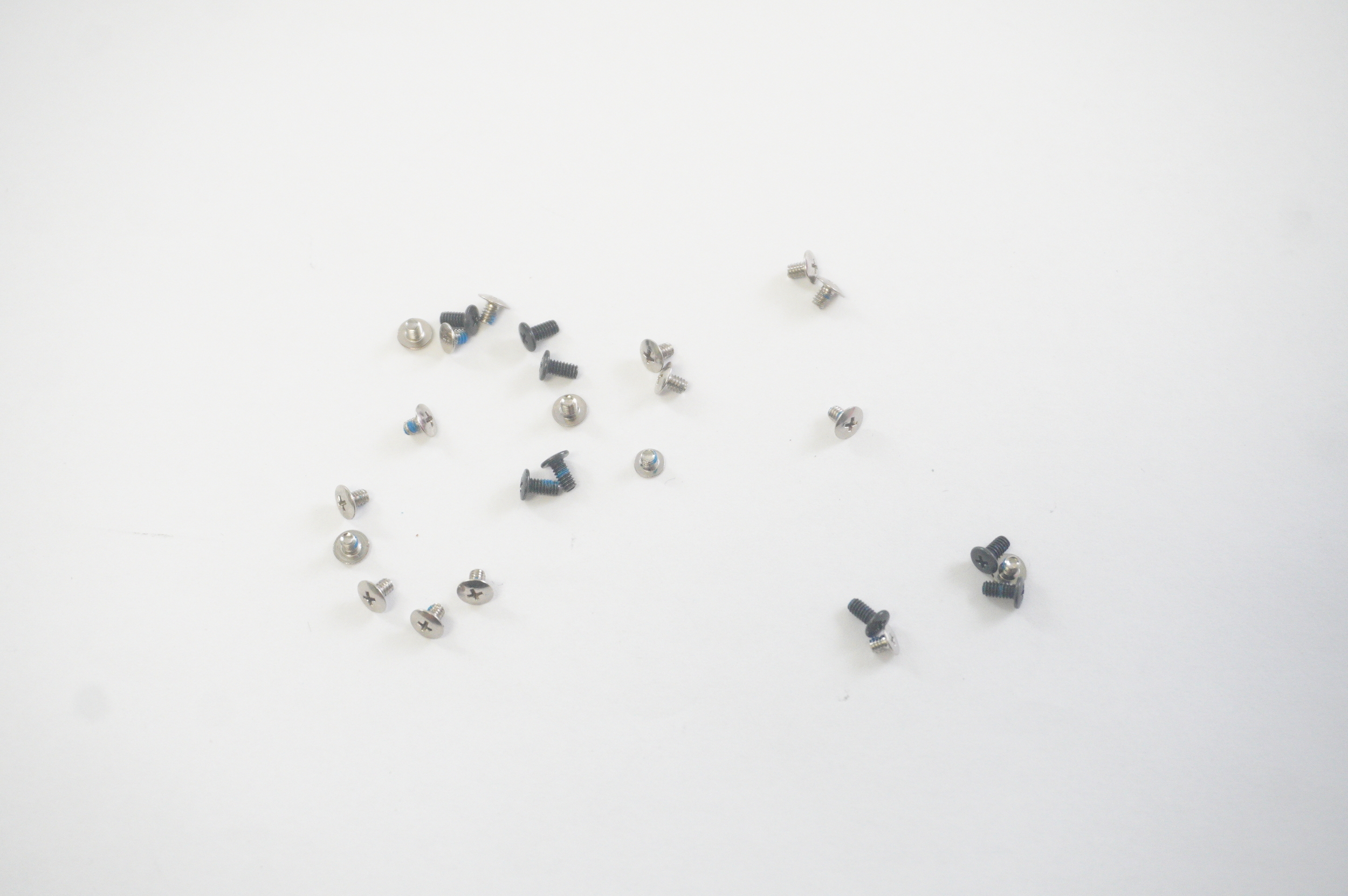CPS-93047 Samsung Screws Kit XE550XGA-KC1US